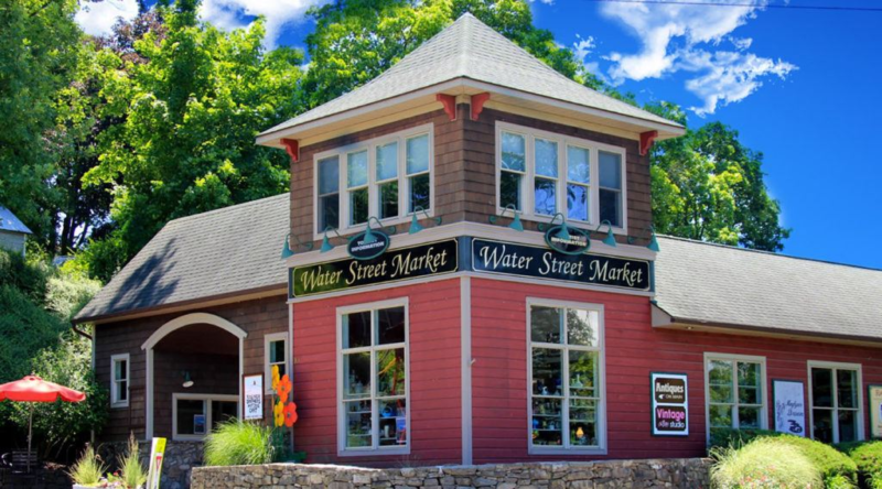 Antiques Barn at Water Street